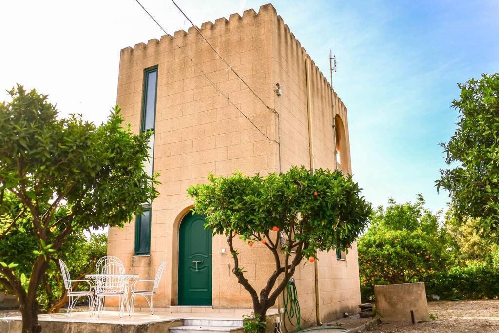 Villa The Tower With The Orange Tree Garden Ialysos  Esterno foto