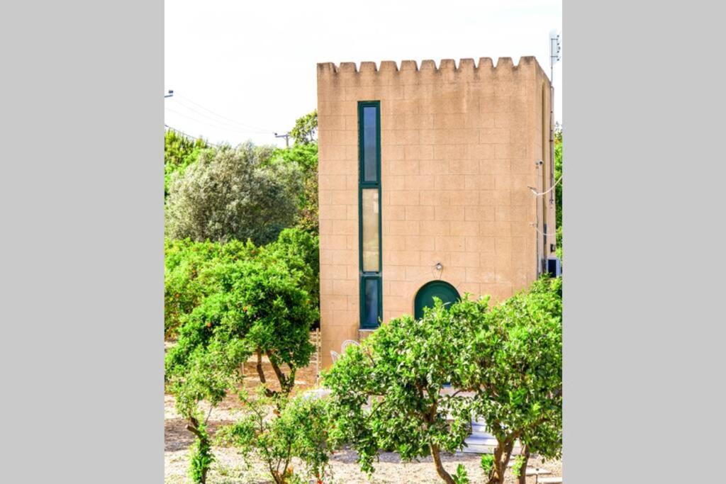 Villa The Tower With The Orange Tree Garden Ialysos  Esterno foto